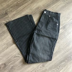 Princess Polly Striped Flared Jeans Dark-Wash Size 4